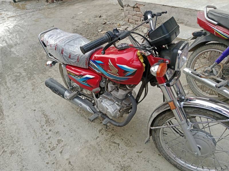 Total geniun bike hai 3