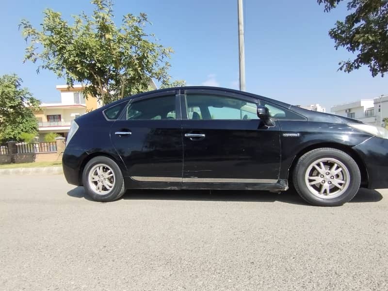 Toyota Prius 2011 G touring 6