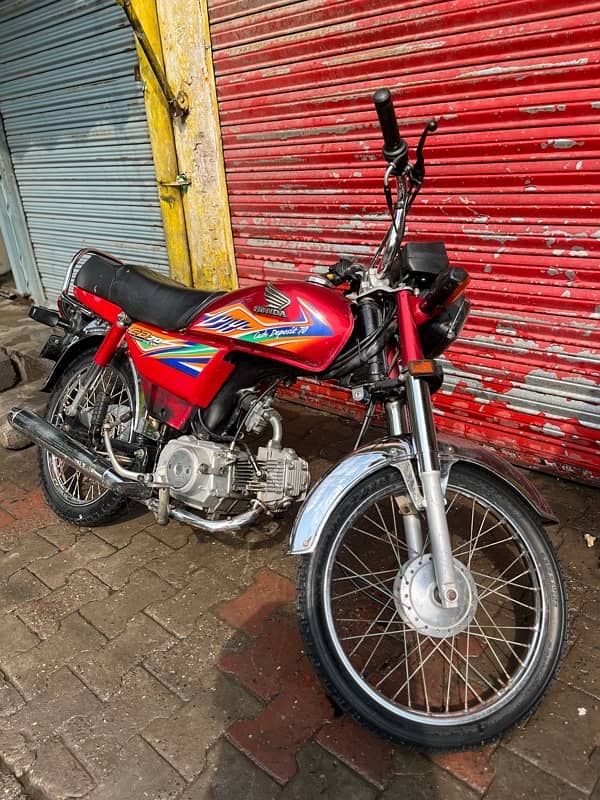 honda cd 70 2021 exchange posibal 3