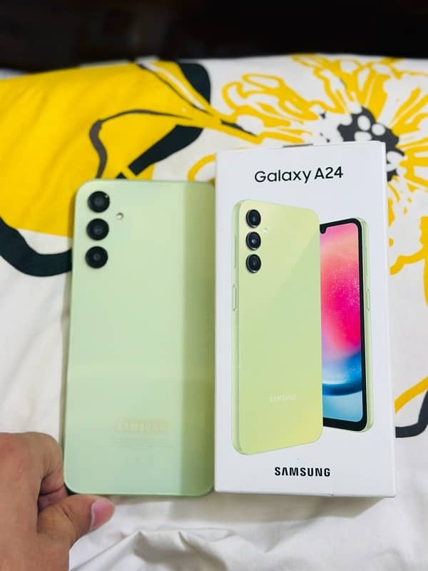 Samsung galaxy A24 light green Non pta 5