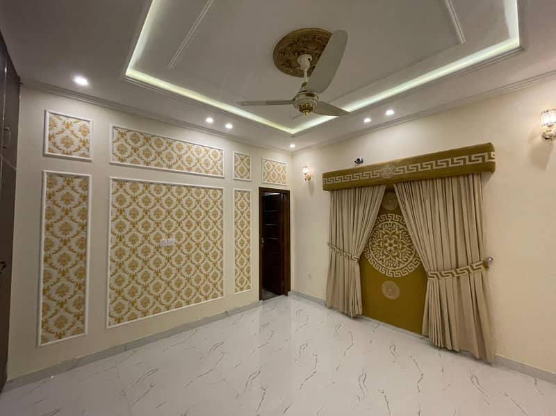 10 Marla Brand New Ultra Luxury House Available For Rent In Bahria Town Lahore. 11