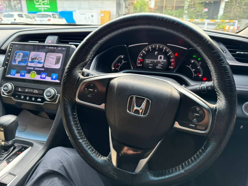 Honda Civic Oriel 2018 red meter 7