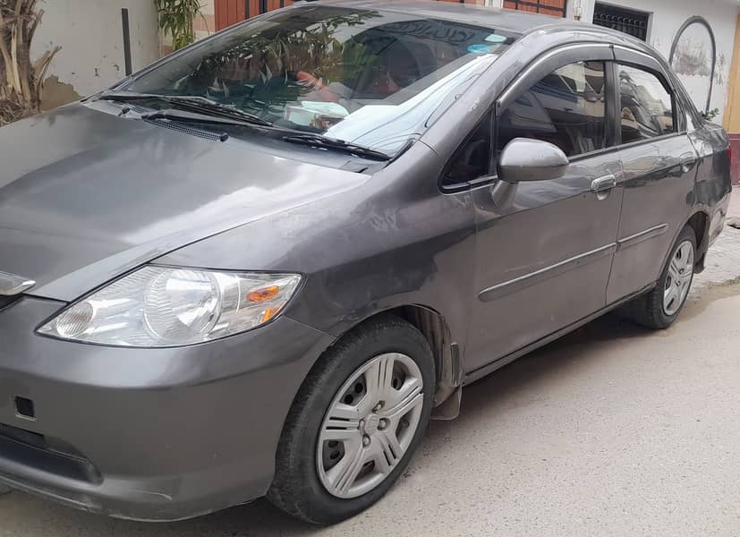 Honda City IDSI (2005 )1300cc.    (Contact # 0332-2457839,  Ammar) 0