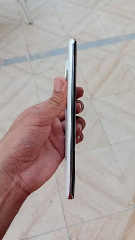 vivo v30e 3