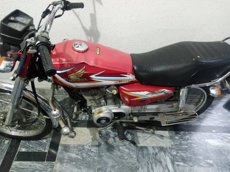 Hond 125 6