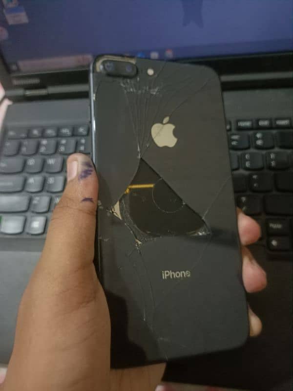 iphone 8plus pta approved (read ad) 6