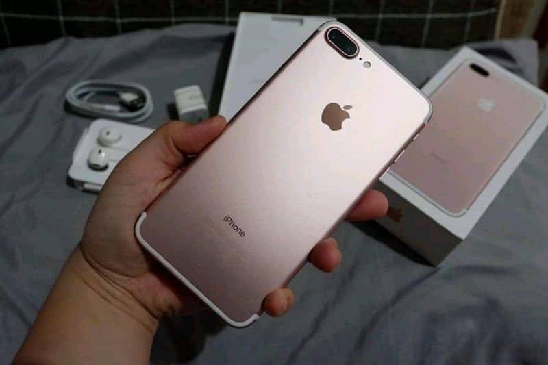 iPhone 7 plus 128gb PTa 03262134833 1