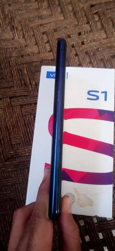 vivo s1 compelet box 2