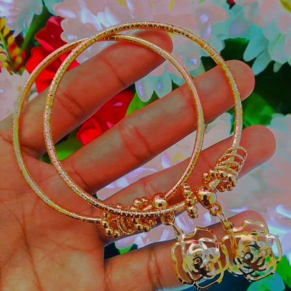 2Pcs- "Stainless steel Korean bracelet for girls in gold color" 1