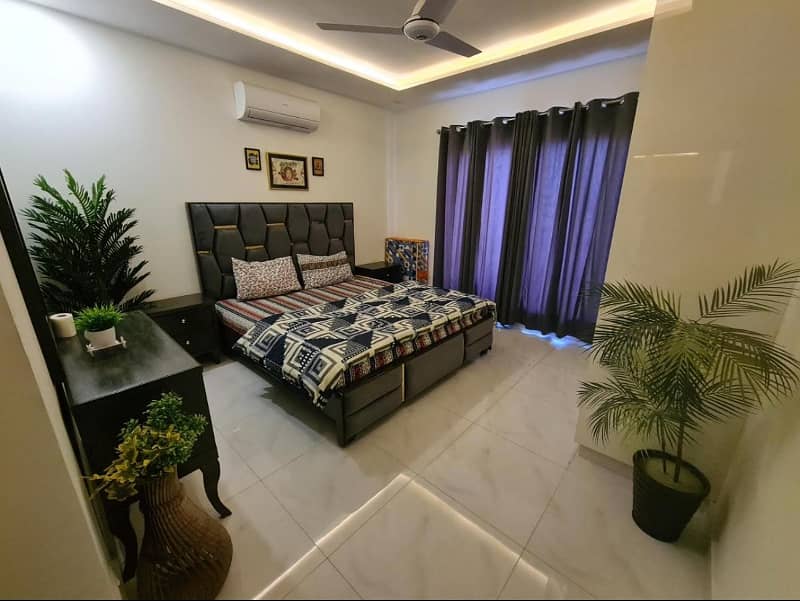 Two beds luxury apartment for rent on daily basis in bahria lahoe 6