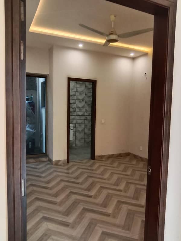 4 Marla 1st Floor Flat For Rent 16