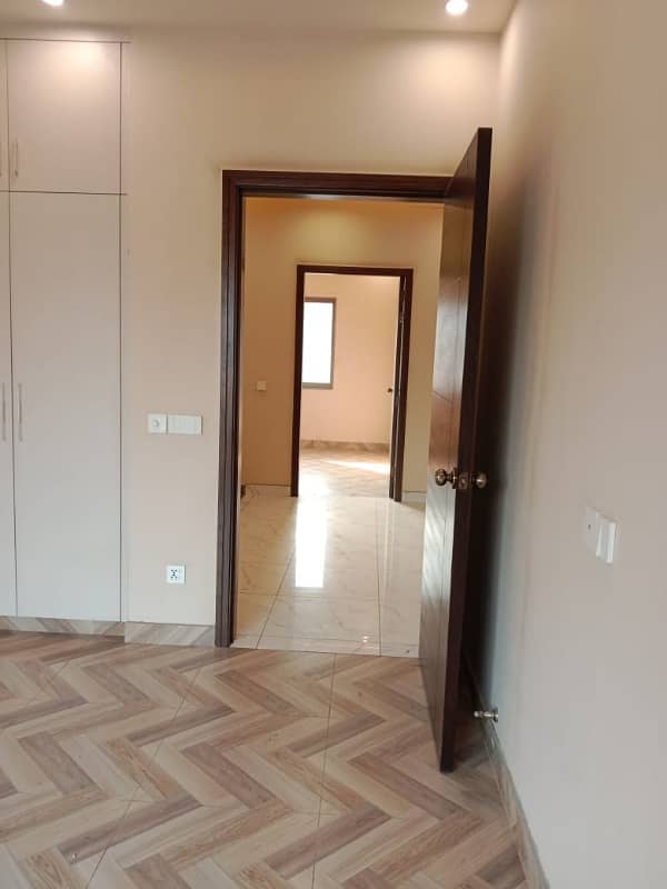 4 Marla 1st Floor Flat For Rent 22