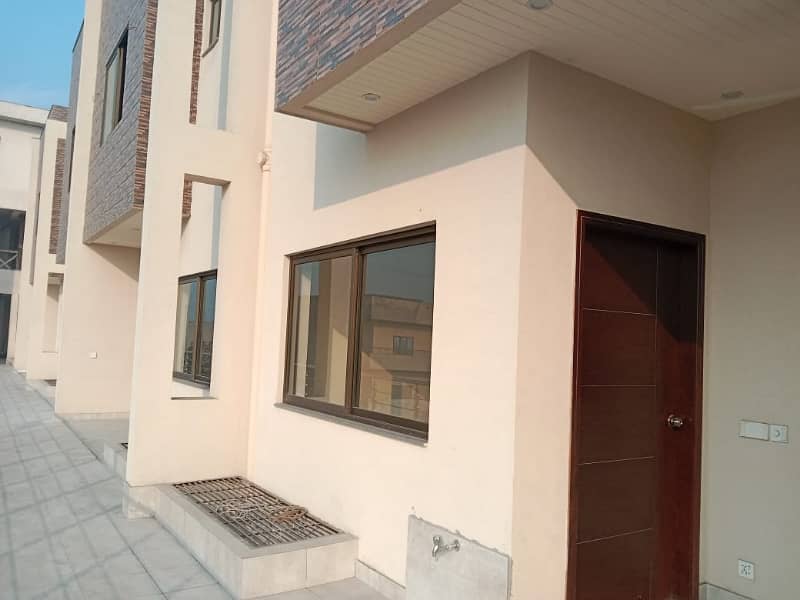 Brand New Flat For Rent In Shalamar Town Lahore 11