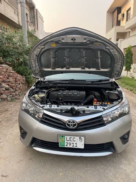 Toyota Corolla Altis 2015 3