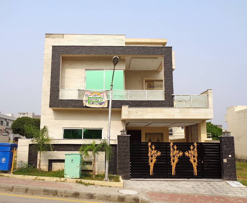 Near Globe Chowk || Brand New 10 Marla House || Bahria Town Phase 7, Rawalpindi 0