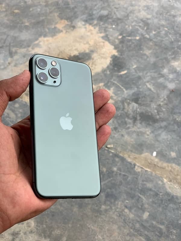 Iphone 11 pro midnight Green 256  bh 76% 1