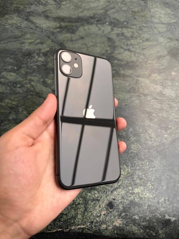 IPHONE 11 FACTORY UNLOCK BLACK 3