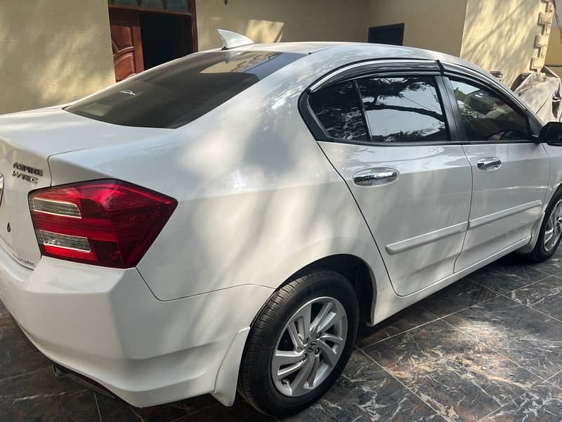 Honda City Aspire 2021 3