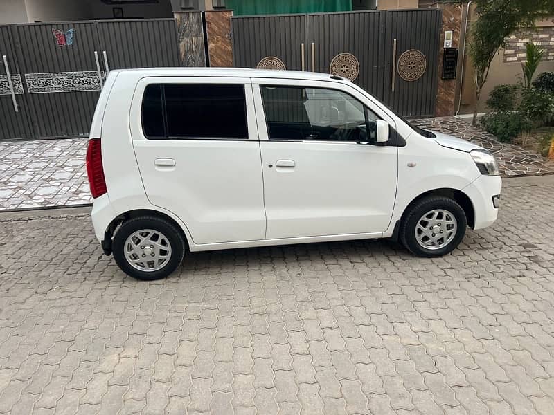 Suzuki Wagon R 2022 1