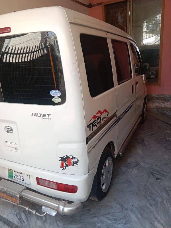 Daihatsu Hijet 2016 5