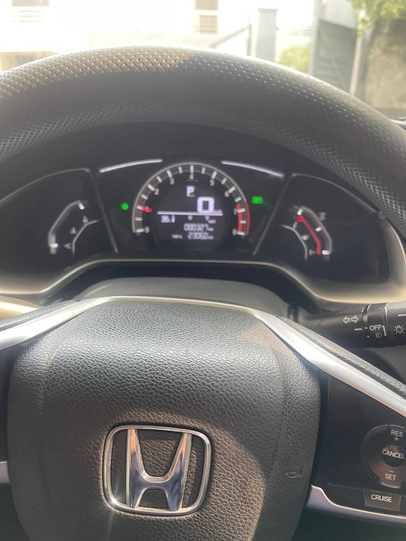 Honda Civic Oriel 2018 8