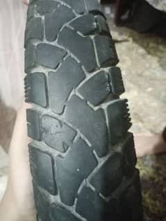 Honda 125 tyre in used 1399 only