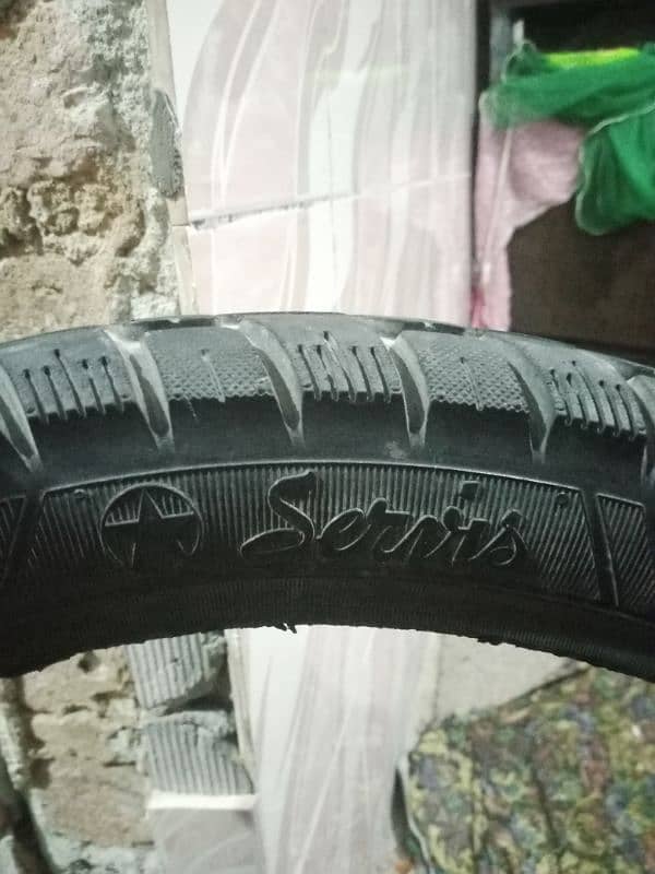 Honda 125 tyre in used 1399 only 2