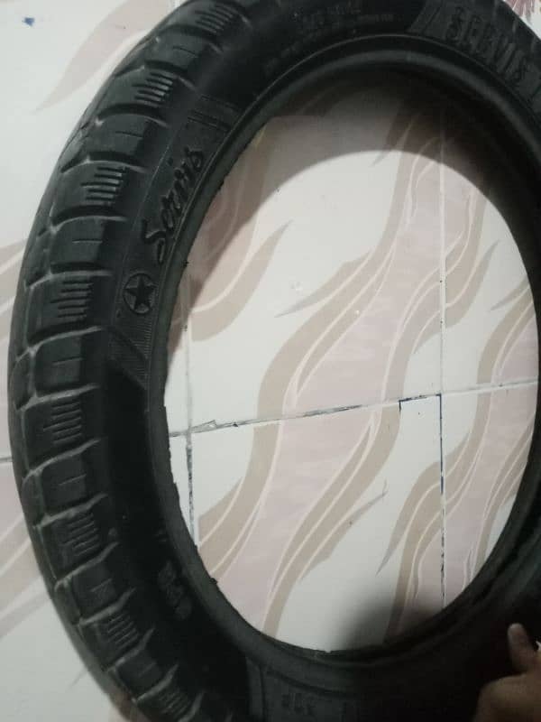 Honda 125 tyre in used 1399 only 3