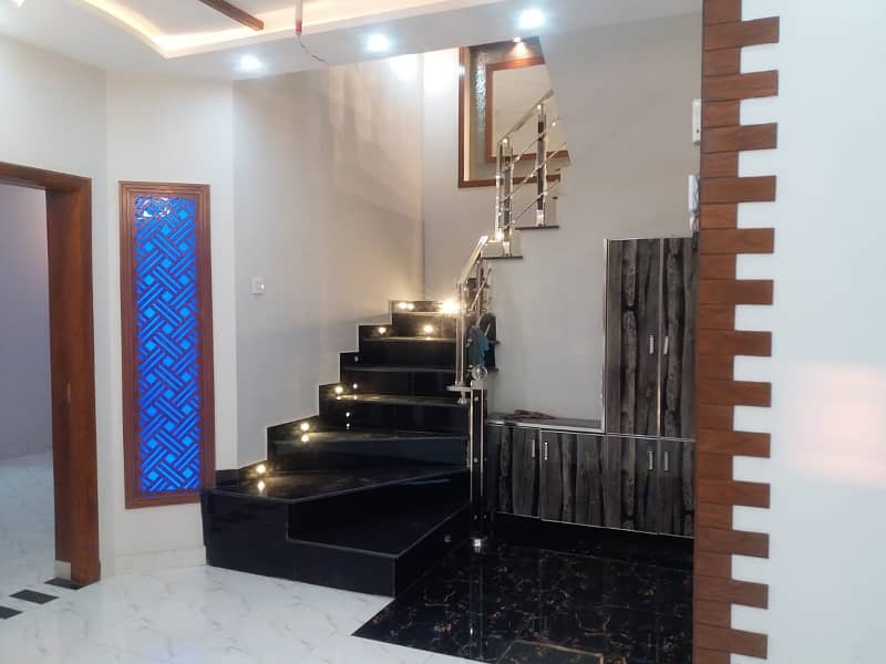 5 Marla Brand New Modern Elevation Luxury House Available For Rent In Bahria Town Lahore. 12