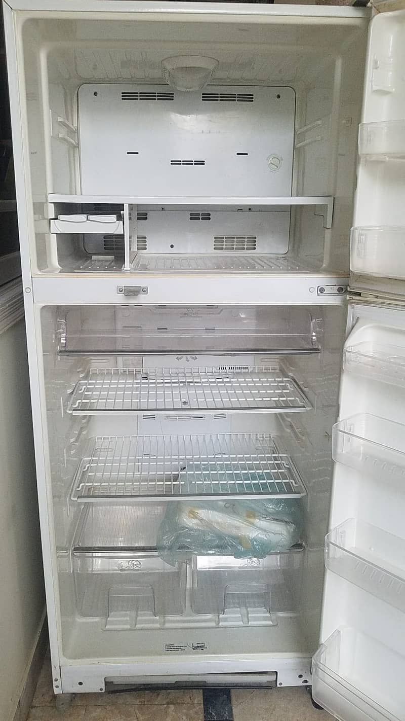 14.6 Cubic feet imported SANYO Refrigerator 4