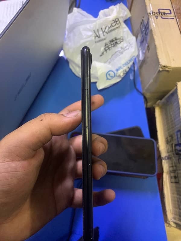 i phone 7 plus 128 gb pta approved 4