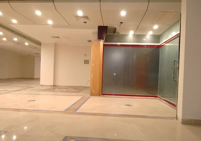 1300 Square Feet Brand New Corporation Office For Rent At Main Boulevard Gulberg 3 Lahore 2