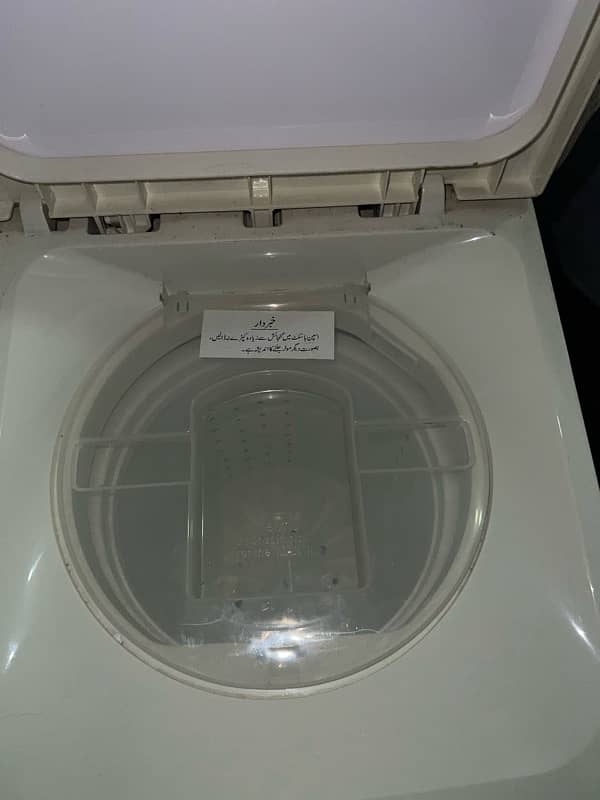 kenwood washing Machine 10kg with dryer 1016sa model no 7