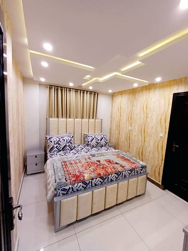 Luxury Studio/1 BHK/2 BHK available on daily basis 8