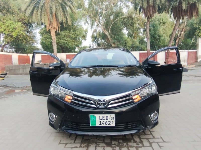 Toyota Corolla Altis 2015 4