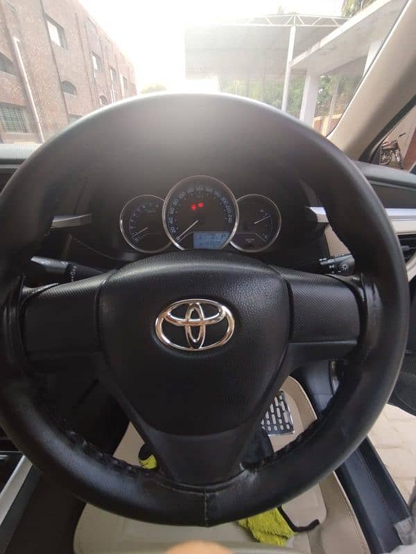 Toyota Corolla Altis 2015 9