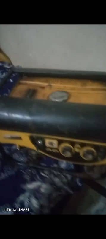 JD3500E 2.5 kva generator in good condition for sale 0