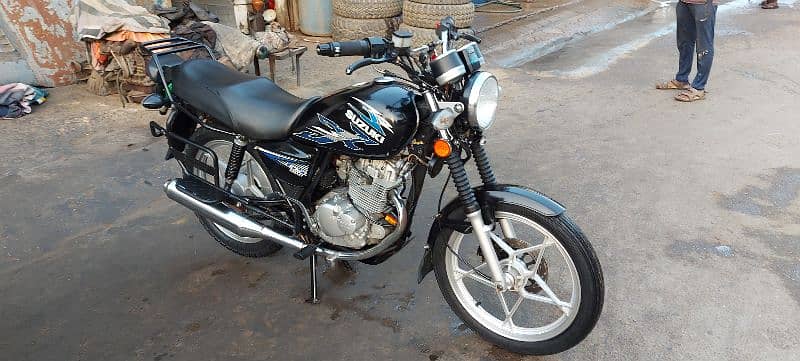 Suzuki GS-150 0