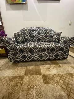 6 seater sofa 0