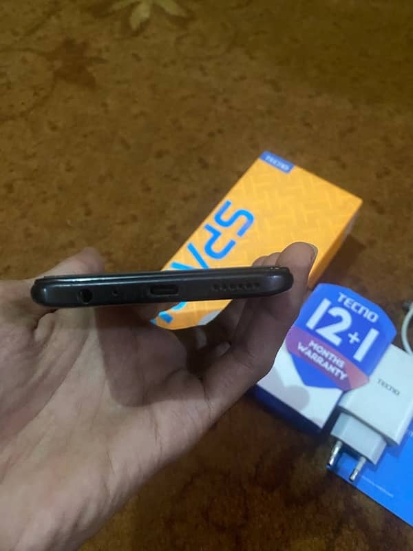 Tecno Spark 7 pro 4/64 With Box & charger 5