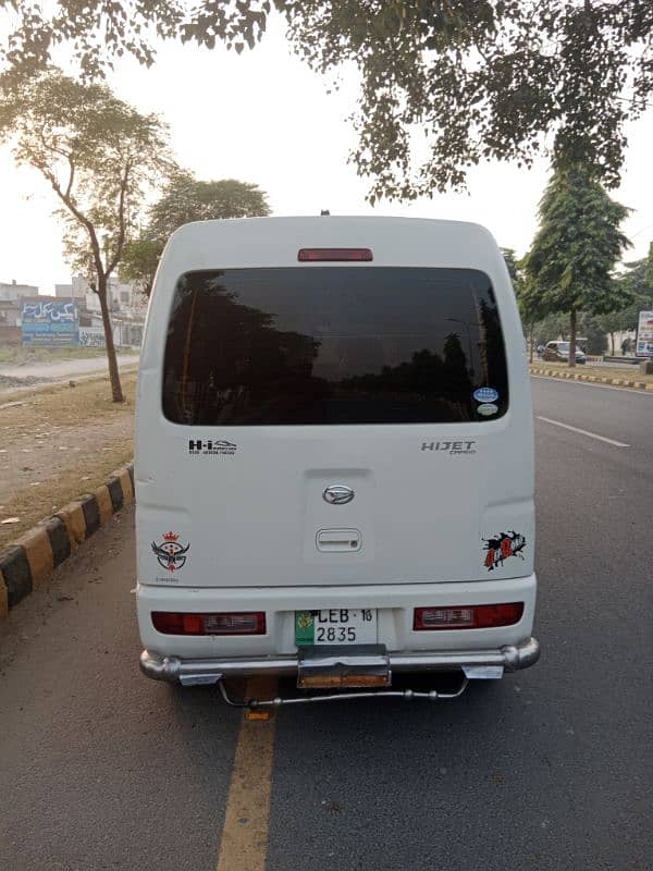 Daihatsu Hijet 2016 4