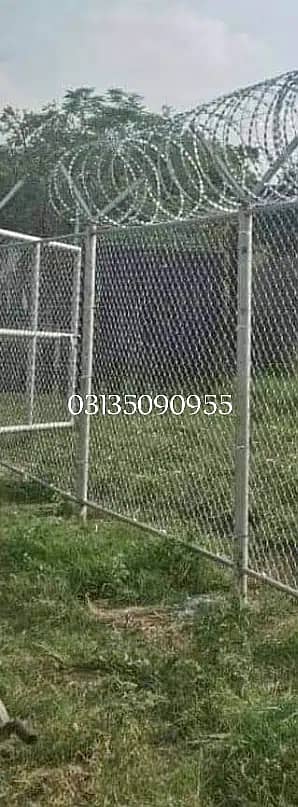 razor wire - chainlink Fence - barbed Wire - security fence weld mesh 4