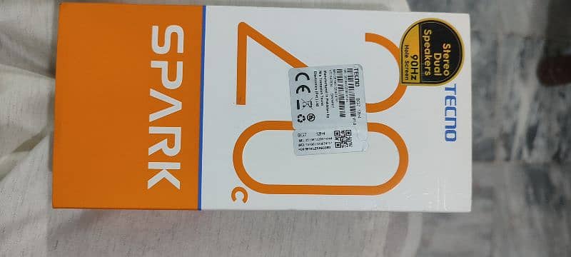 Tecno spark 20c 4+4 128Gb 4 months use baki warranty 2