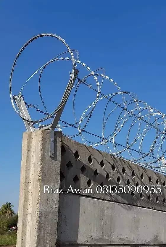 razor wire, chainlink fence , Barbed Wire Security Fence Weld mesh 13