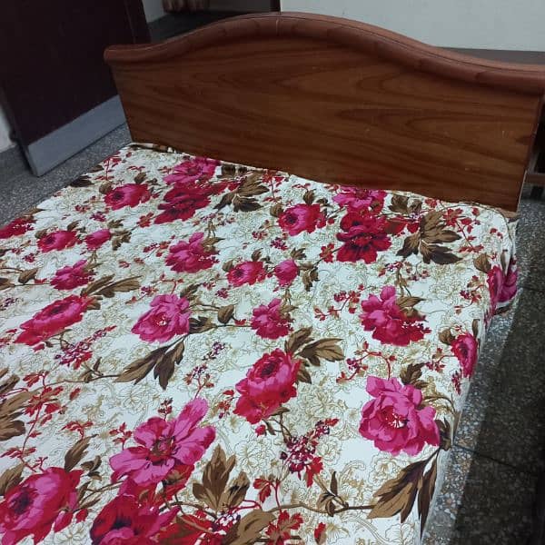 Wooden Single Bed 4 × 6.5 Feet 1