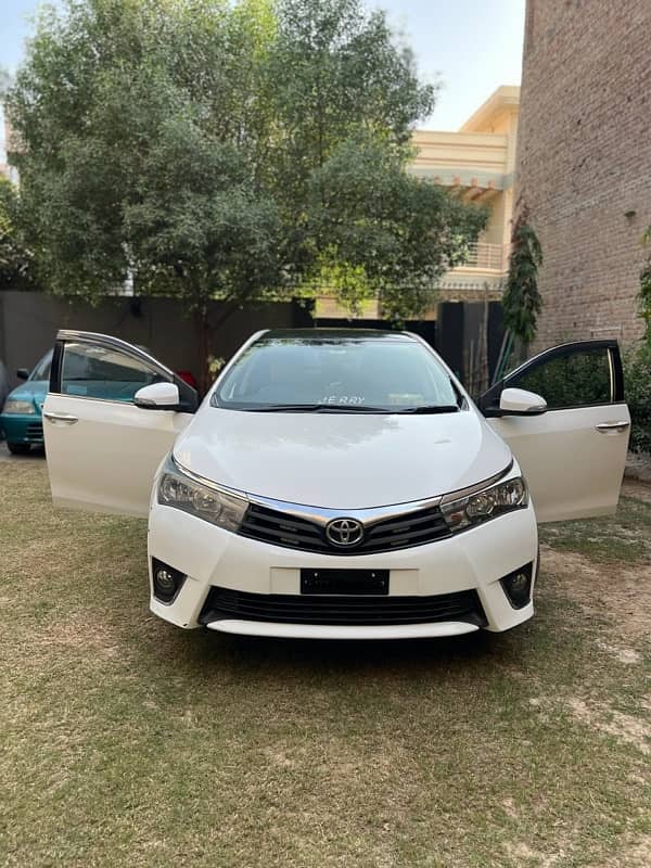 Toyota Corolla Altis 2015 0