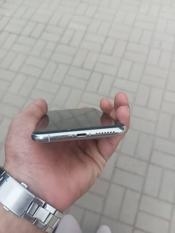 iPhone 11 pro max 256Gb 5