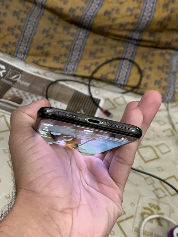 Iphone X 256GB PTA 3