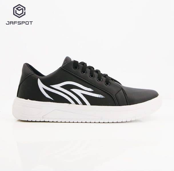 Casual black sneakers for men 1