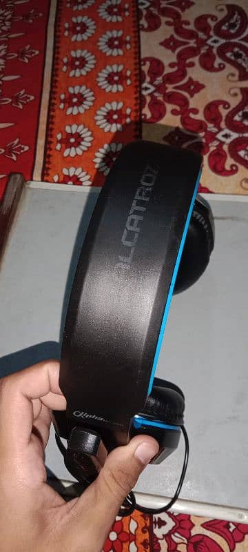 gaming headphones 4